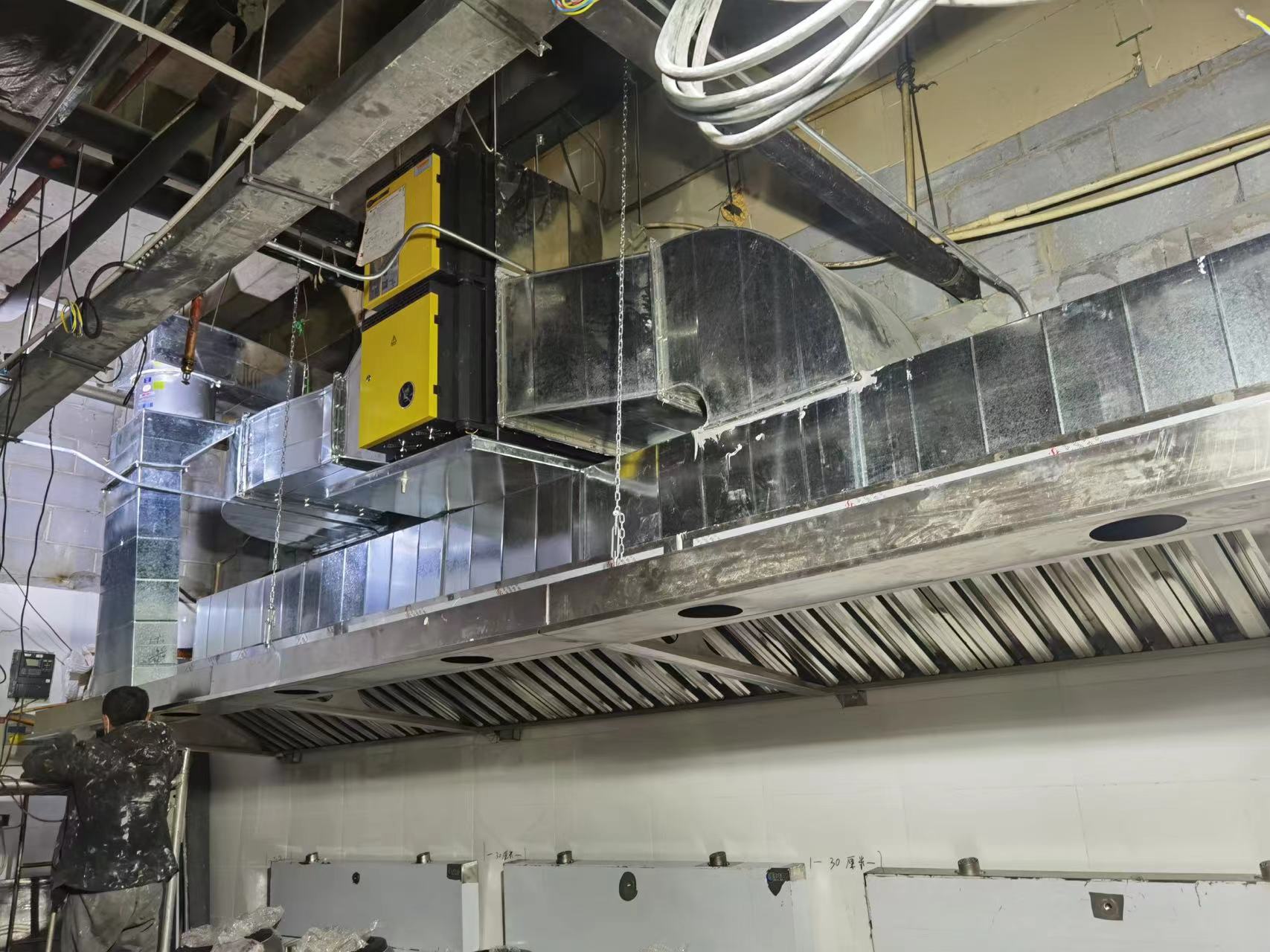 山東通風好色先生TV黄色加工